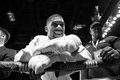 Anthony Joshua sweatshirt