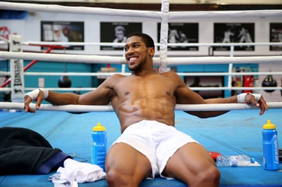 Anthony Joshua sweatshirt
