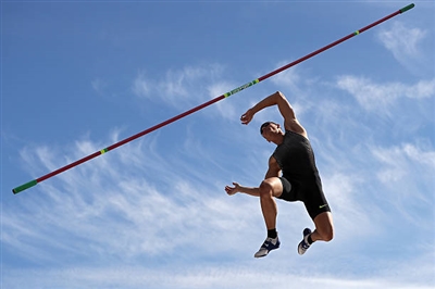 Sam Kendricks sweatshirt