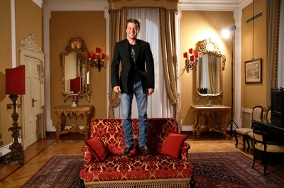 Benjamin Mckenzie poster