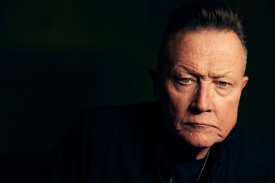 Robert Patrick sweatshirt