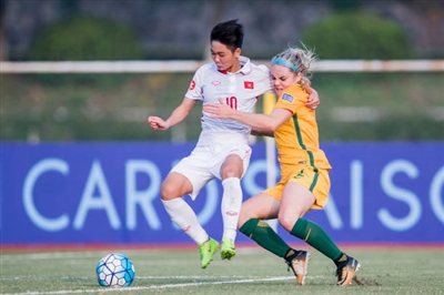 Ellie Carpenter poster