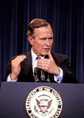 George Bennett sweatshirt