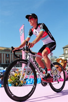 George Bennett sweatshirt