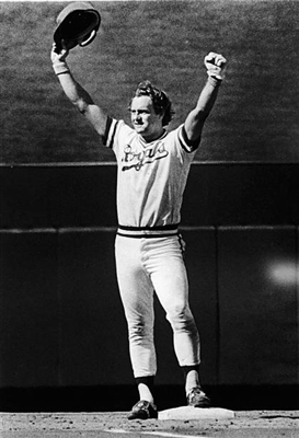 George Bennett sweatshirt