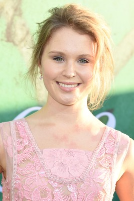 Eliza Scanlen Tank Top