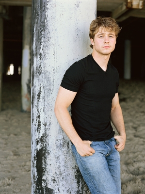 Benjamin Mckenzie poster