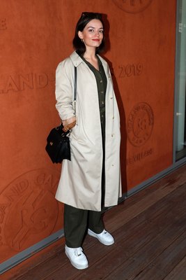 Emma Mackey sweatshirt