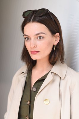 Emma Mackey sweatshirt