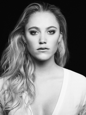 Maika Monroe poster