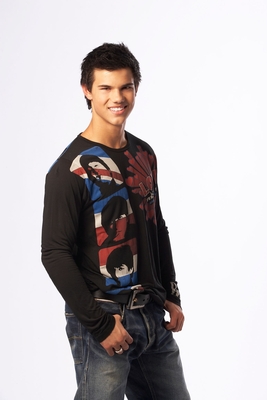 Taylor Lautner poster
