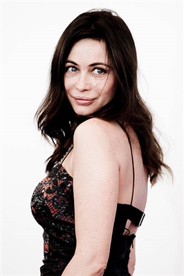 Emmanuelle Beart sweatshirt