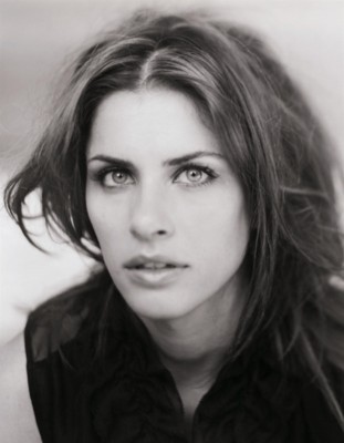 Amanda Peet poster