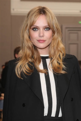 Frida Gustavsson sweatshirt