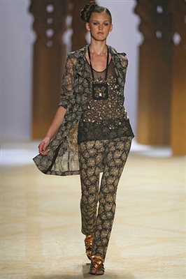 Ali Stephens sweatshirt