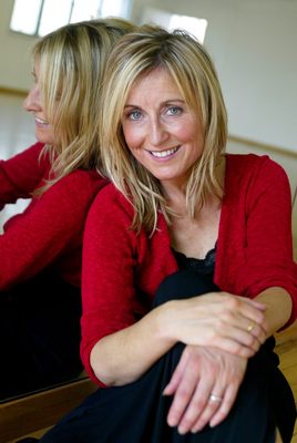 Fiona Phillips poster
