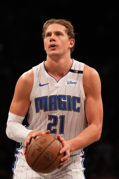 Moritz Wagner poster