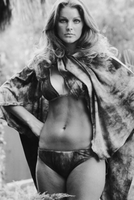 Priscilla Presley poster