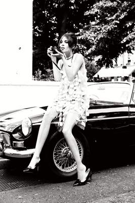 Alexa Chung sweatshirt