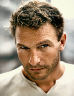 Thomas Kretschmann sweatshirt