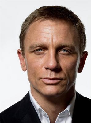 Daniel Craig poster
