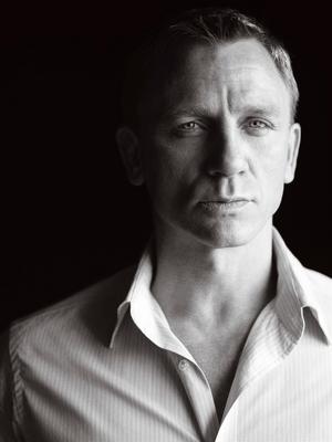 Daniel Craig poster