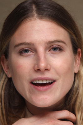 Dree Hemingway poster