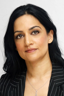 Archie Panjabi sweatshirt