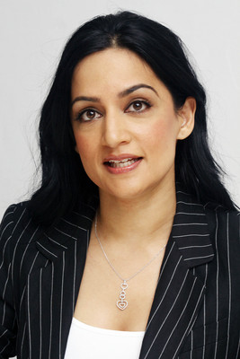 Archie Panjabi sweatshirt