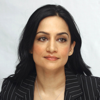 Archie Panjabi sweatshirt