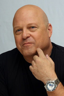 Michael Chiklis sweatshirt