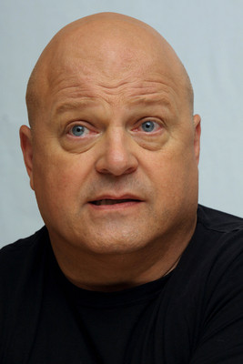 Michael Chiklis sweatshirt