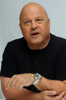 Michael Chiklis sweatshirt