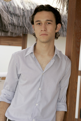 Joseph Gordon Levitt sweatshirt