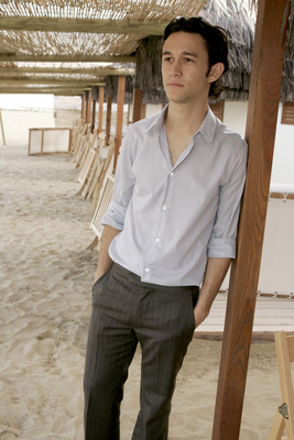 Joseph Gordon Levitt sweatshirt