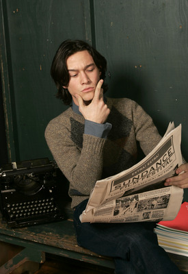 Joseph Gordon Levitt sweatshirt