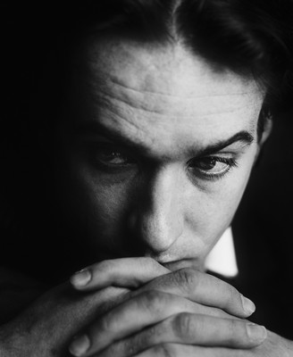 Matthew MacFadyen poster