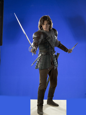 Ben Barnes sweatshirt