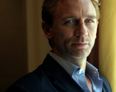 Daniel Craig poster
