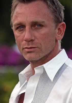Daniel Craig poster