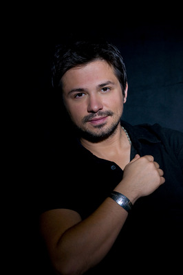 Freddy Rodriguez poster