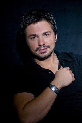 Freddy Rodriguez poster