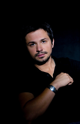 Freddy Rodriguez poster