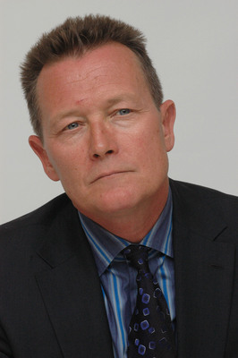 Robert Patrick sweatshirt