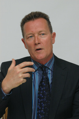 Robert Patrick sweatshirt