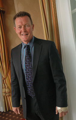 Robert Patrick sweatshirt