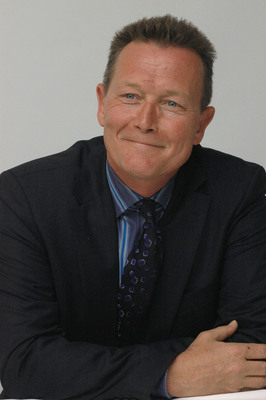 Robert Patrick sweatshirt