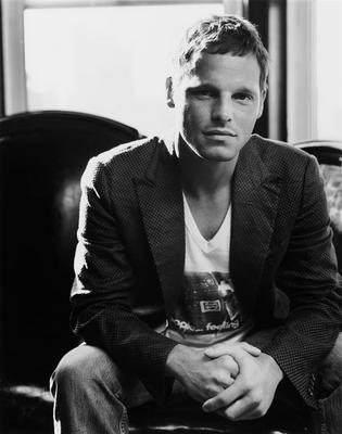 Justin Chambers sweatshirt