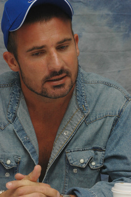 Dominic Purcell poster