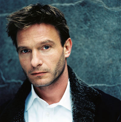 Thomas Kretschmann sweatshirt